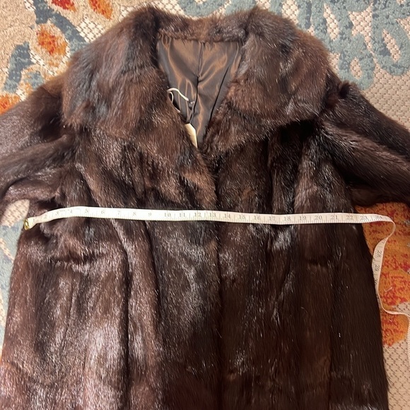 Elegant Dark‎ Brown Mink Coat Huge Collar - Picture 10 of 15